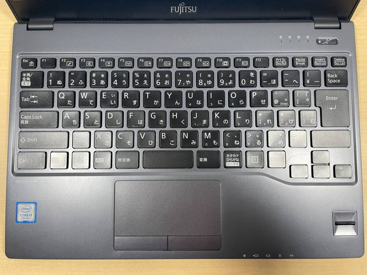 富士通 LIFEBOOK U938/S Core i5-7300U/メモリ12GB/SSD128GB/windows10Pro/メモリ増設済み/重量775ｇ/バッテリ注意の画像5