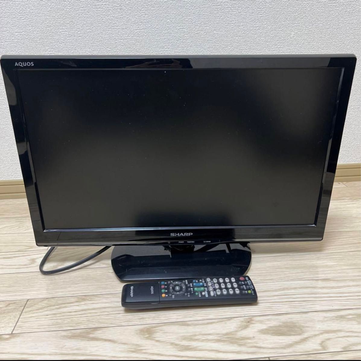 SHARP 22インチ液晶テレビ　LC-22K90