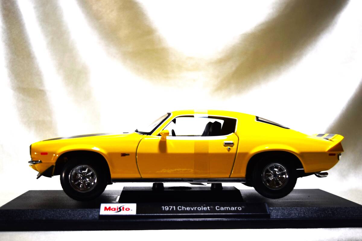 新品マイスト1/18【Maisto】◆1971年式 Chevrolet Camaro/レア色◆シボレー/ポルシェ/フェラーリ/BMW/アウディ/オートアート/京商/ブラーゴ_画像5