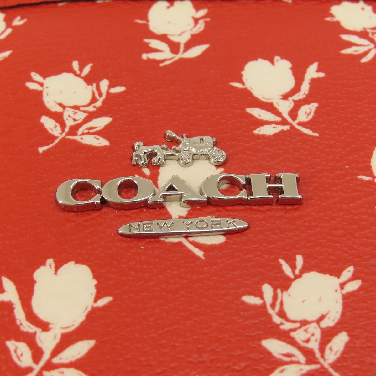 COACH Coach F38161 flower pattern Logo metal fittings tote bag leather lady's used 