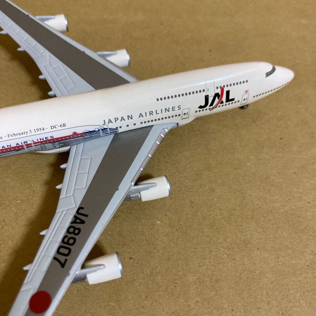 ■JALUX 1/500 Memories of JAL747 Family B747-400D 沖縄就航50周年塗装 JA8907【中古品】■日本航空の画像4