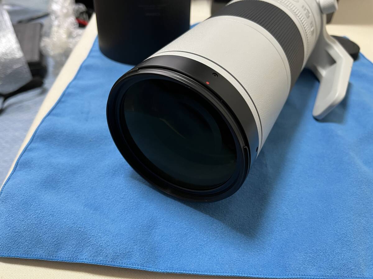 Canon RF 200-800mm F6.3-9 IS USM レンズ 元箱付き 中古 美品_画像4