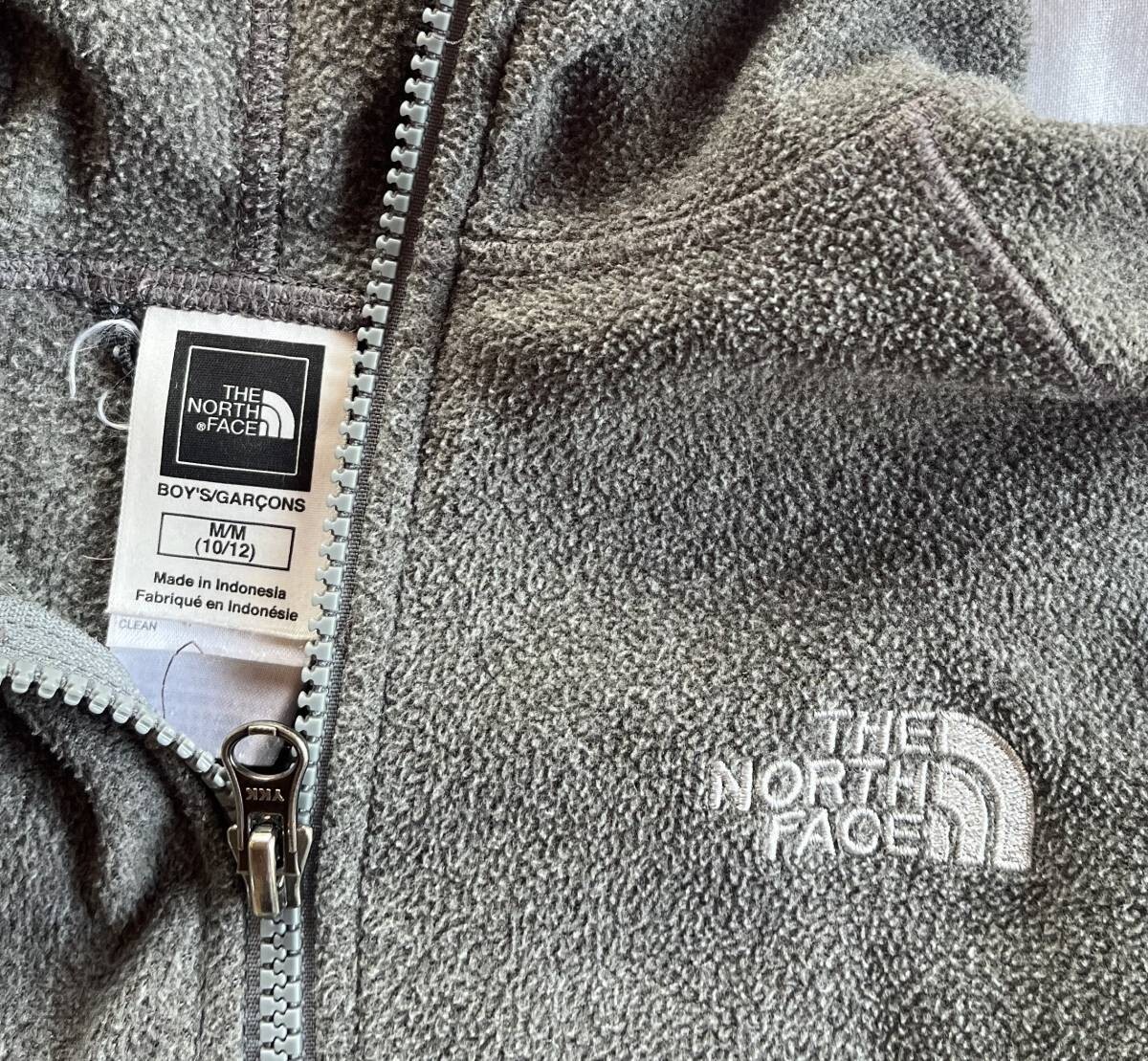 THE NORTH FACE/ノースフェイス フリース　パーカー　M BOY グレイ　定番