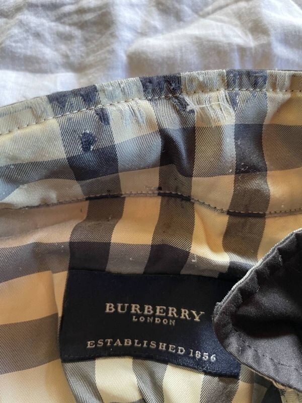 バーバリーロンドン ジャケット キルティング ブルゾン BURBERRY LONDON 裏地ノバチェック柄 ライナー　ライナーの襟確認_画像2