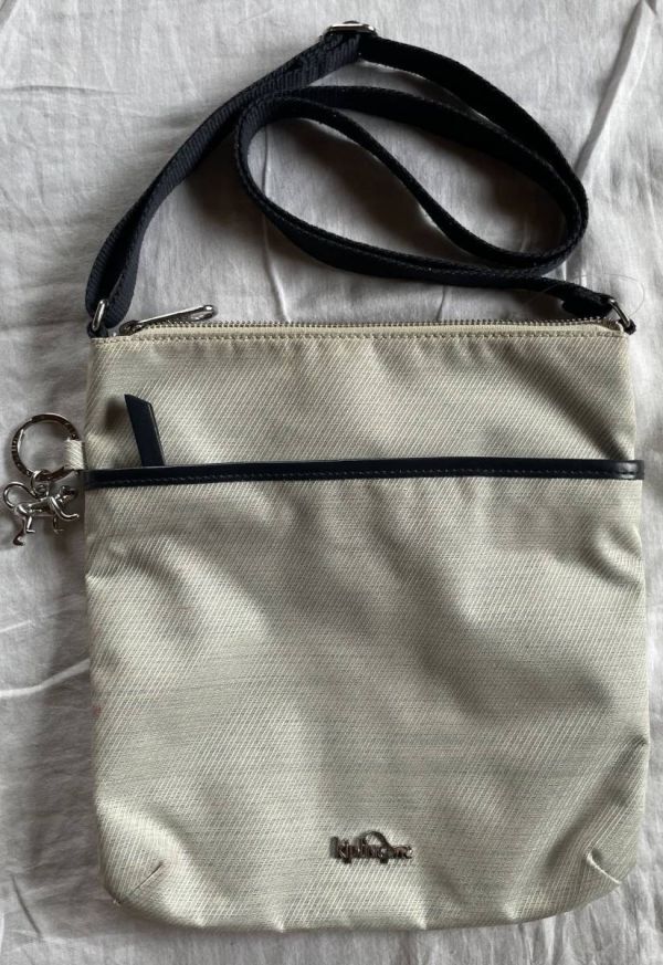 Kipling キプリング ショルダーバッグ 高級タイプ　中古品_画像1