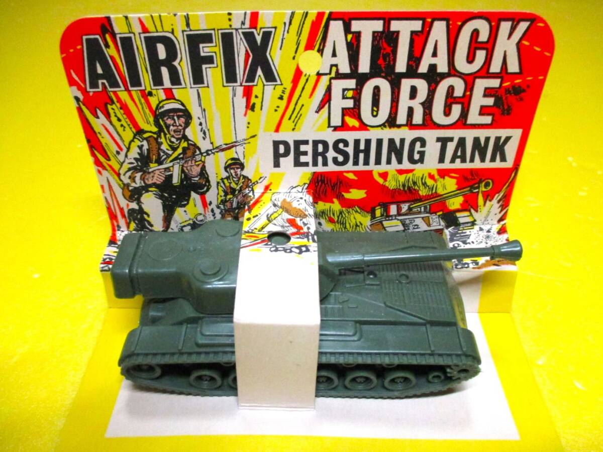 エアフィックス(AIRFIX) アメリカ パーシング、Roskopf Model (RMM)1/87 ソ連 PT-76、Roskopf Model (RMM)1/87 西ドイツ マルダー3両セット_エアフィックスのパーシングの上面画像です