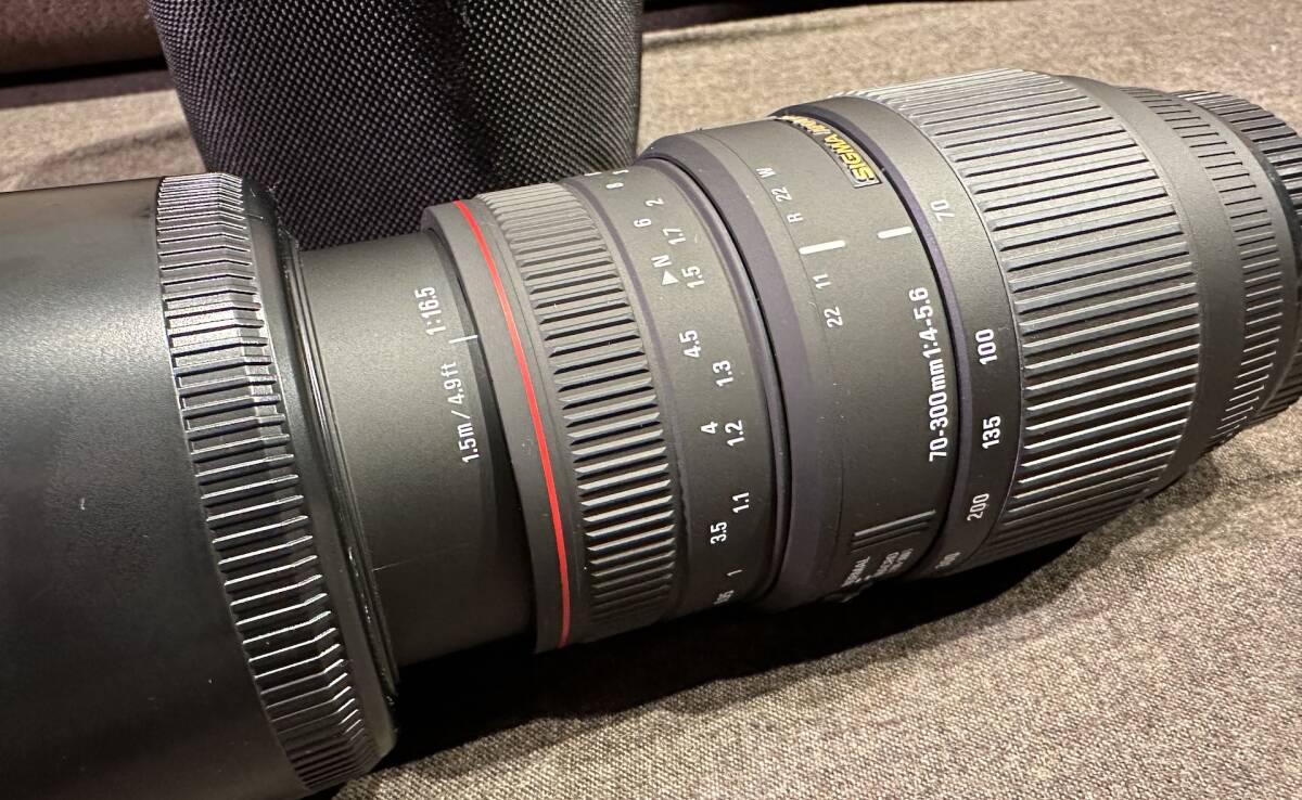 【良品】SIGMA APO DC 70-300mm F1.4-5.6 (for SONY)レンズ 望遠　入門用【良品】_画像3