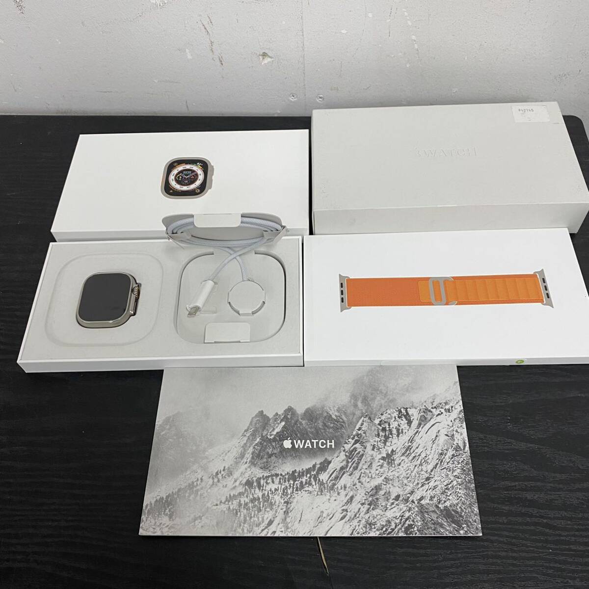 UU56 時計 展示品 Apple Watch Ultra GPS＋Cellularモデル 49mmチタニウムケースとオレンジアルパインループ L MQFM3J/A GFARR_画像1