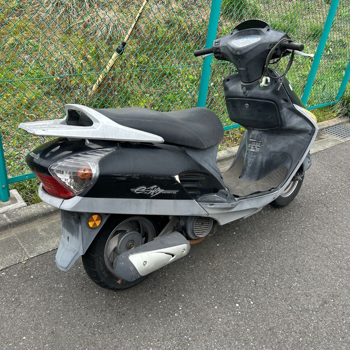 HONDA ホンダ e-彩125 LALTCJNO751....ベース/部品取り セル始動します 町田市の画像2