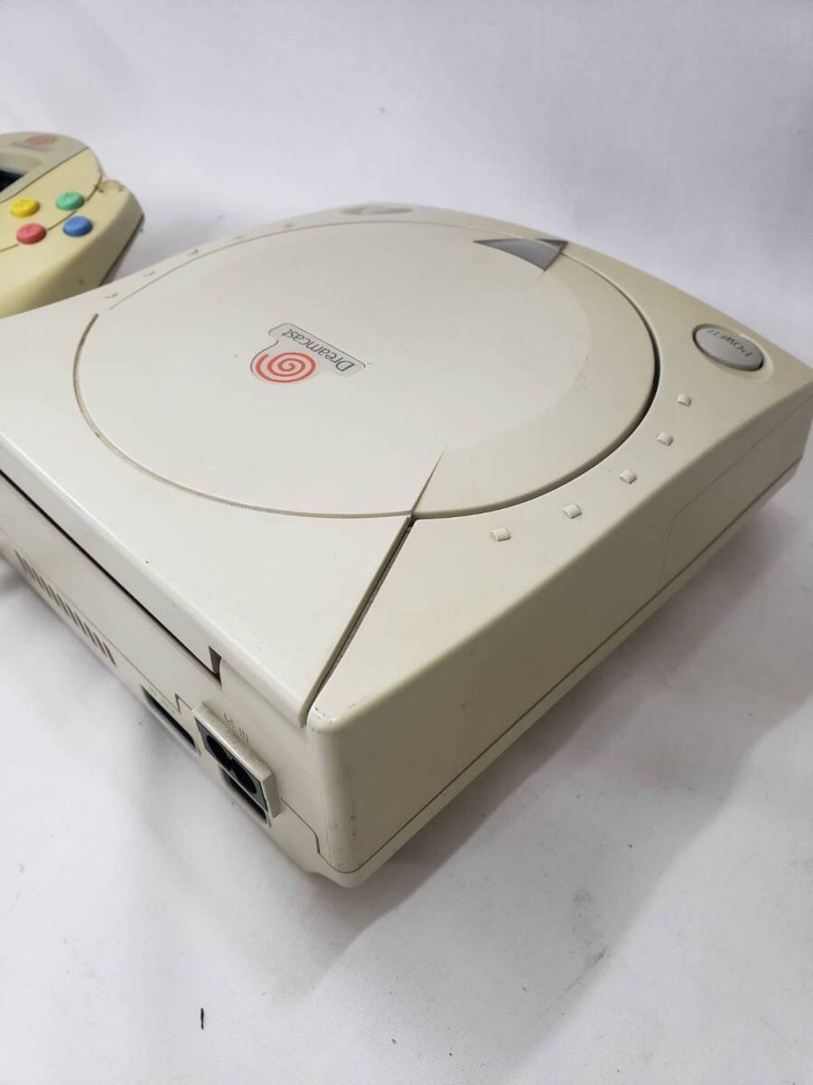 B394 SEGA Dreamcast ドリームキャスト 本体 HKT-3000 コントローラー ソニックアドベンチャー 通電確認済み 中古 引き取り可 1円スタートの画像5