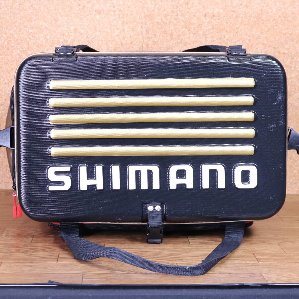 程度良好 シマノ(SHIMANO) 磯クール リミテッド BA-151B 36L クールバッグ_画像4