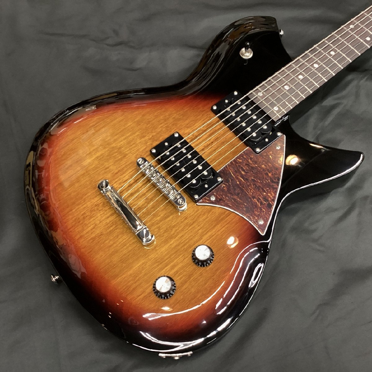 Rivolta Guitars Mondo Combinata Baritone/Tritonable (リヴォルタ バリトンギター)【新潟店】