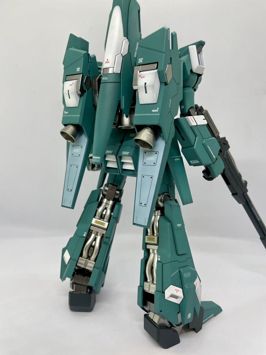 バンダイ　ガンダム　プラモデル　MG 1/100 リゼル　塗装完成品　ガンプラ_画像3