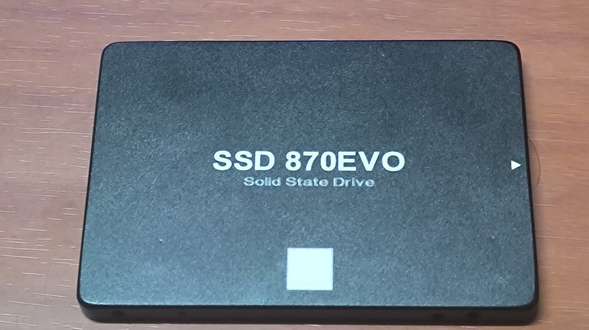 注意喚起!　EVO870 1TB容量偽装品　実質128GB程度samsung模倣品