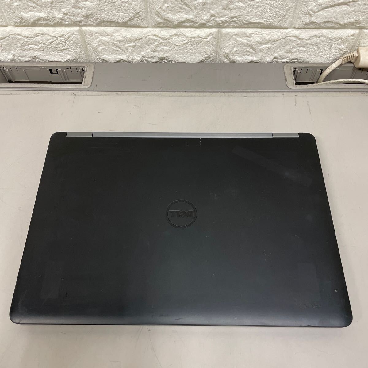 ホ7 DELL Latitude E7470 Core i5第6世代 メモリ4GB バッテリー無し　ジャンク_画像4