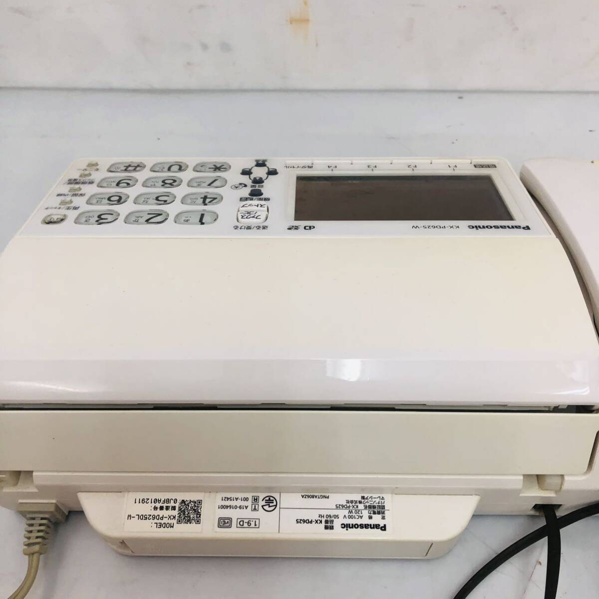 3SA92 Panasonic パーソナルFAX 電話機 KX-PD625-W 通電OK 中古 現状品 動作未確認の画像5