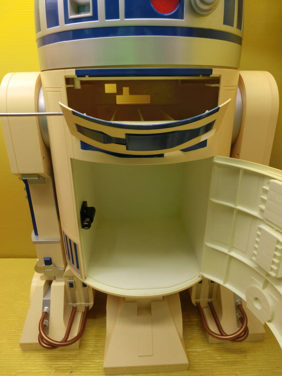 送料無料【スターウォーズ R2D2 高さ70cm フィギュア】サークルK 送料無料【スターウォーズ R2D2 高さ70cm フィギュア】サークルK