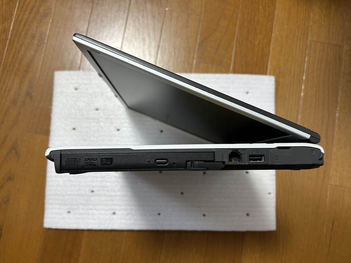 レトロ　LIFEBOOK FMV-S8220 Intel T1300 winXP_画像6