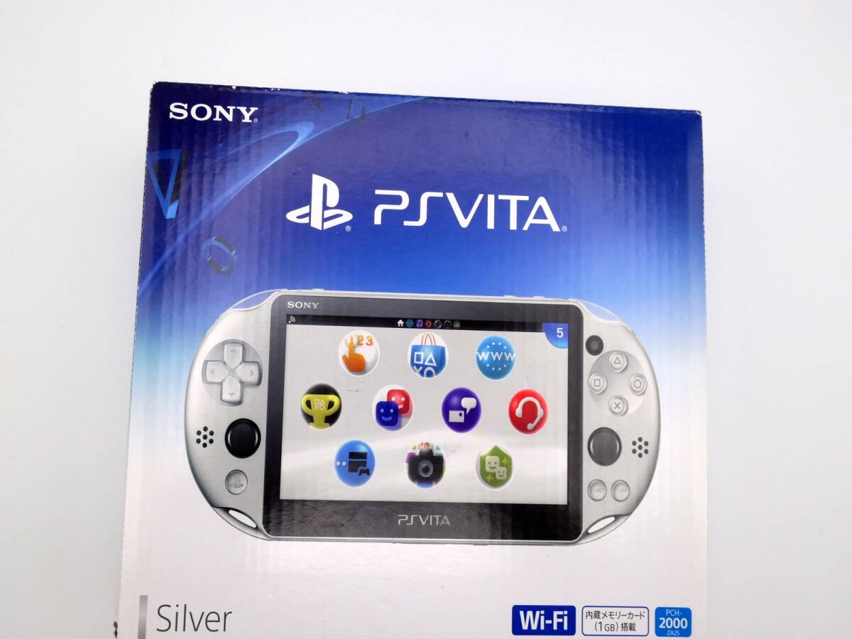 PlayStation Vita Wi-Fiモデル シルバー (PCH-2000ZA25)　16GBメモリーカード付き 超美品