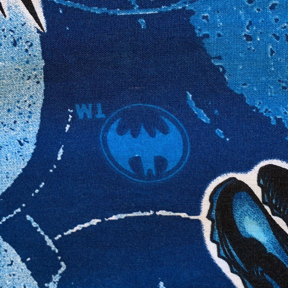 USAヴィンテージ バットマン Batman ベッドシーツ リメイク生地 素材 フラットシーツ アメコミ スーパーヒーロー アメリカ仕入 総柄 B1796_画像5