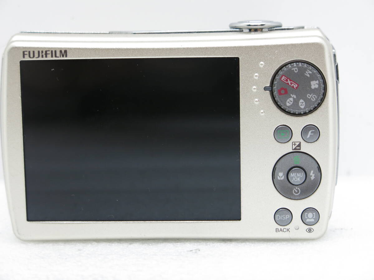 FUJIFILM FINEpix F200EXR デジタルカメラ レンズは不明 　　　　【KNK065】_画像2