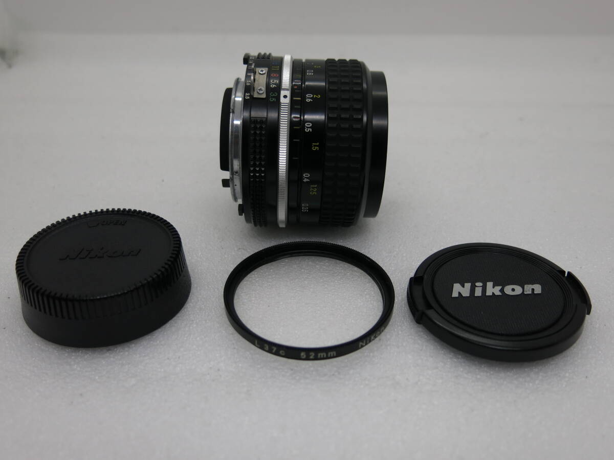 NiKon NIKKOR 単焦点レンズ　28mm 1:3.5 【ANN019】_画像1
