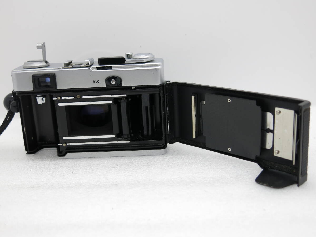 OLYMPUS 35DC フイルムカメラ　OLYMPUS F,zuiko 1:1.7 f=40mm 【ANN033】_画像4