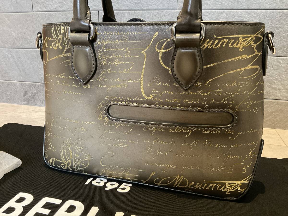 Bibian 比比昂 - ☆ ベルルッティ berluti【ゴールデン Bibian 比比昂 - ☆ ベルルッティ berluti【ゴールデン