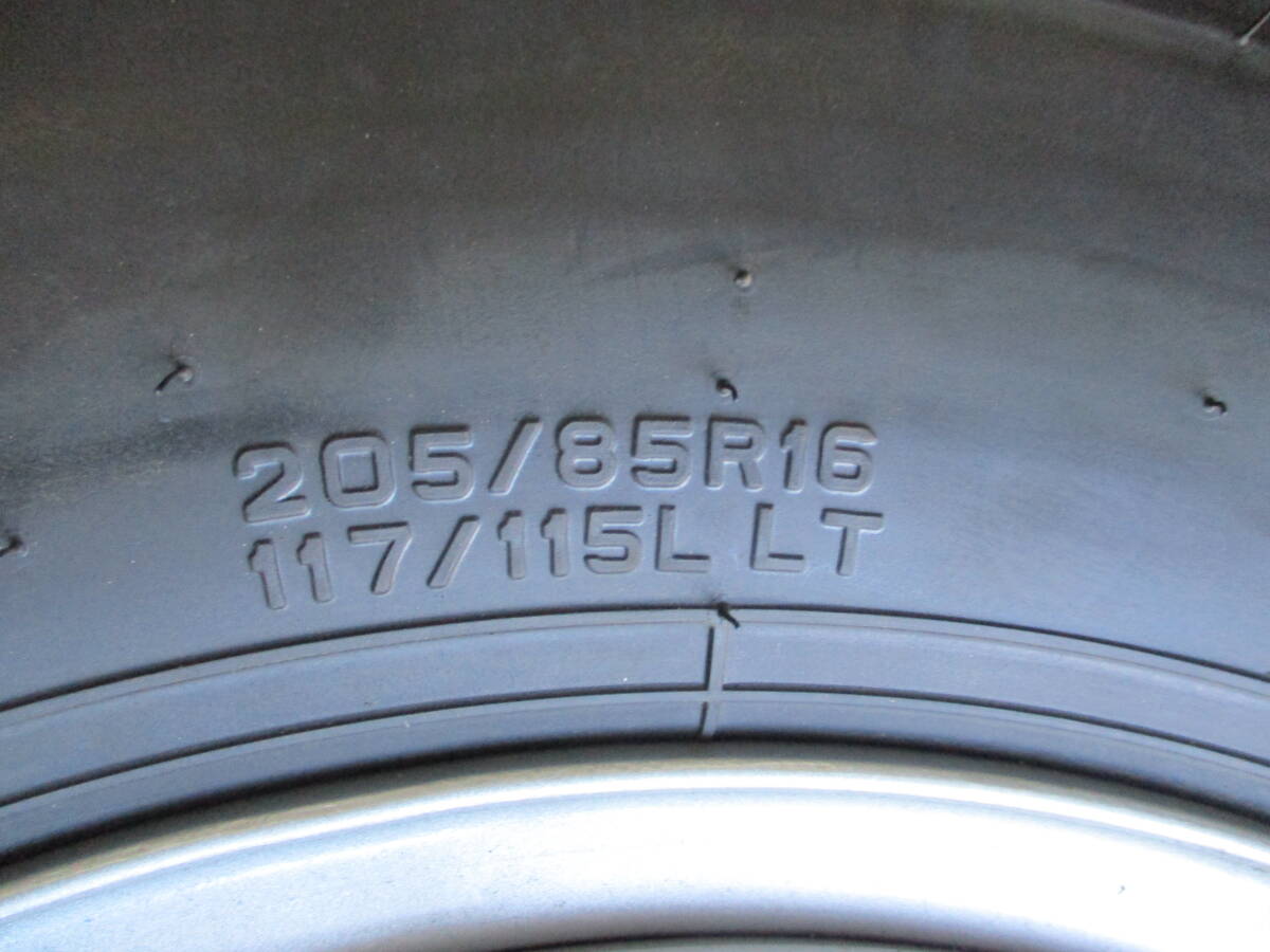 新車外し TOPY RCA 3A23 16インチ　5.5K 320 23 E5.5 　6穴　205/85R16 117/115L LT 2023年製、DUNLOP SPLT５夏タイヤ未使用品6本セット _画像3