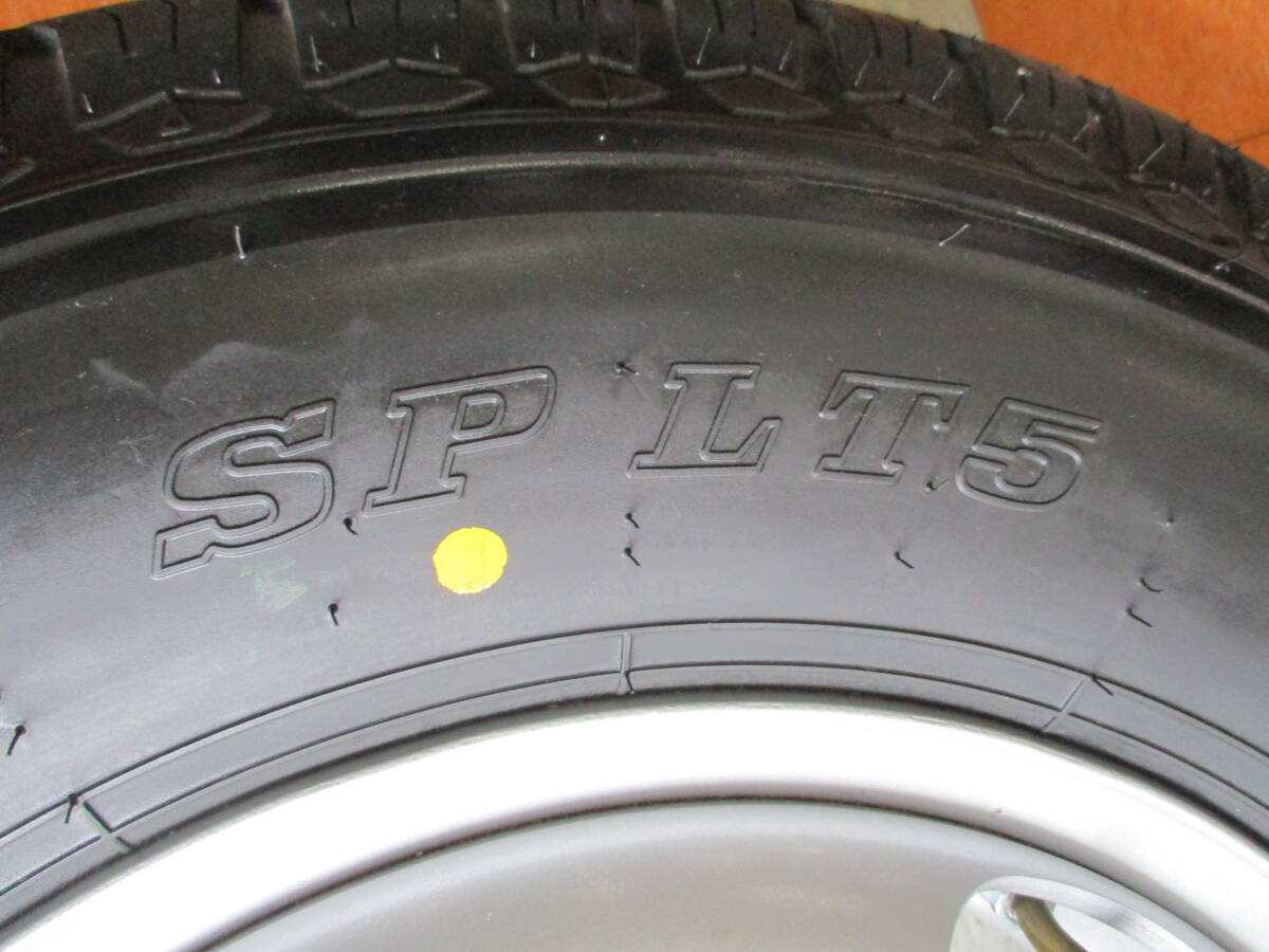 16インチ　TOPY RCA 3A23 5.5K 320 23 E5.5 6穴 205/85R16 117/115L LT 2023年製、DUNLOP SPLT５夏タイヤ未使用品1本セット _画像6