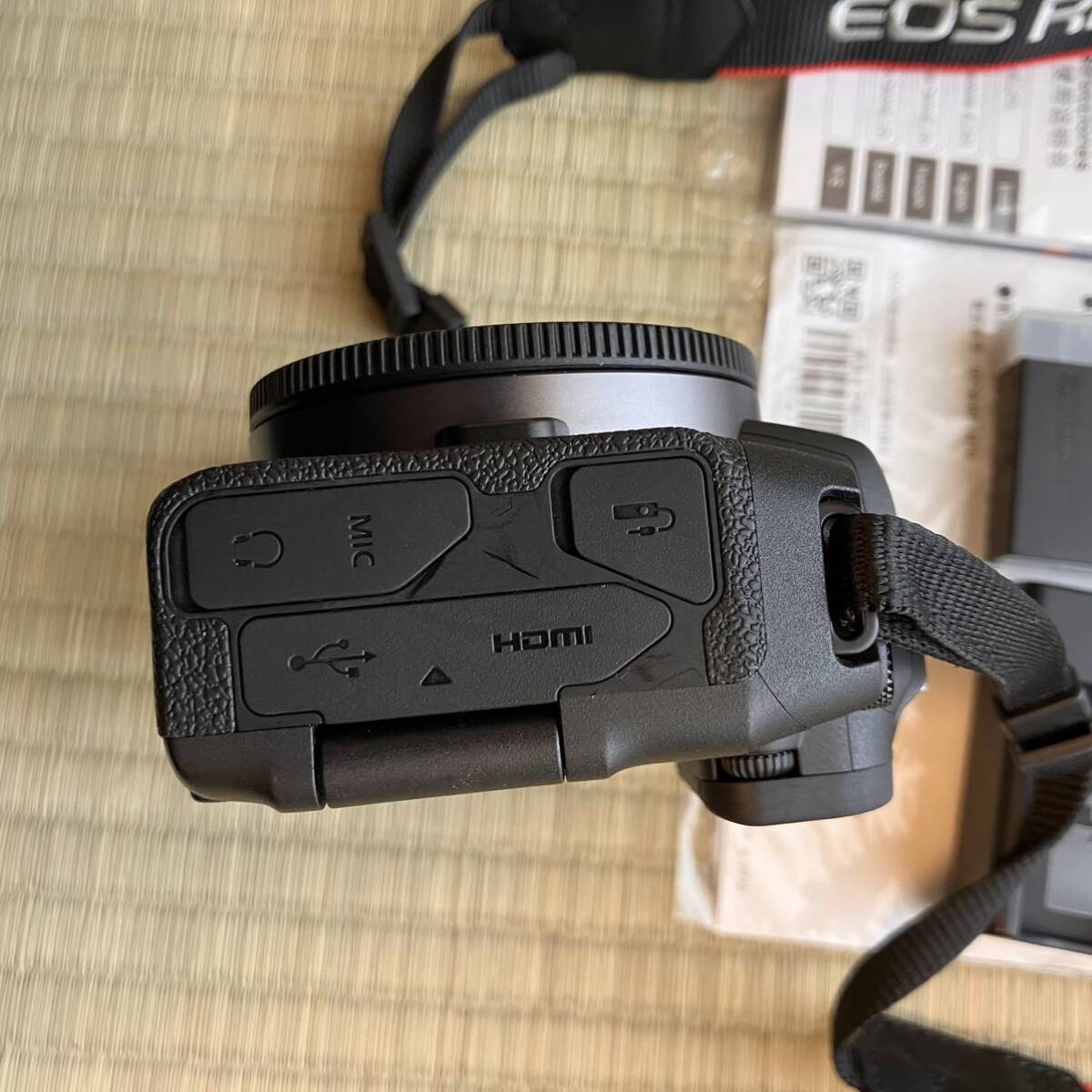Canon EOS RP ボディ キヤノン 純正バッテリー2個付き ミラーレス 一眼 フルサイズの画像8
