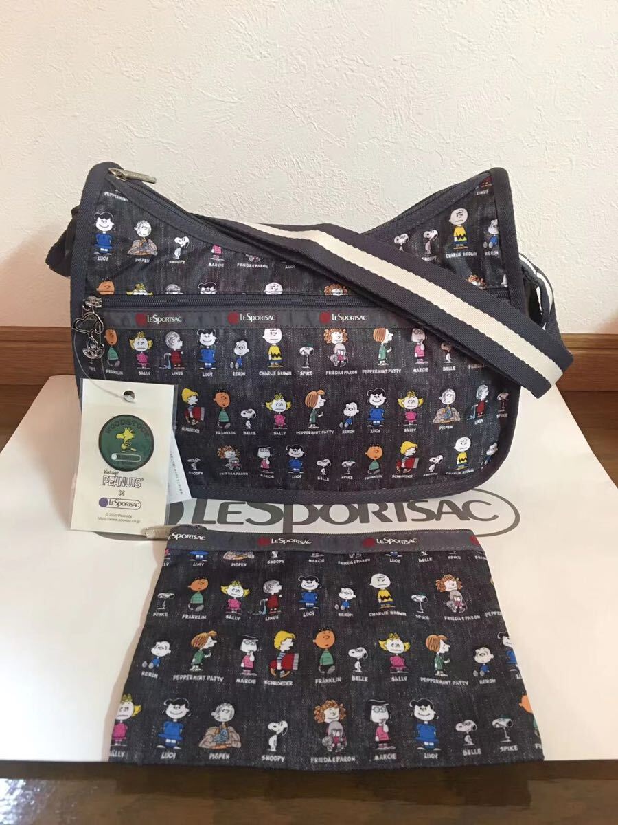 LeSportsac レスポートサック　× PEANUTS クラシックホーボー　7520 L010 PEANUTS ALL STAR_画像1