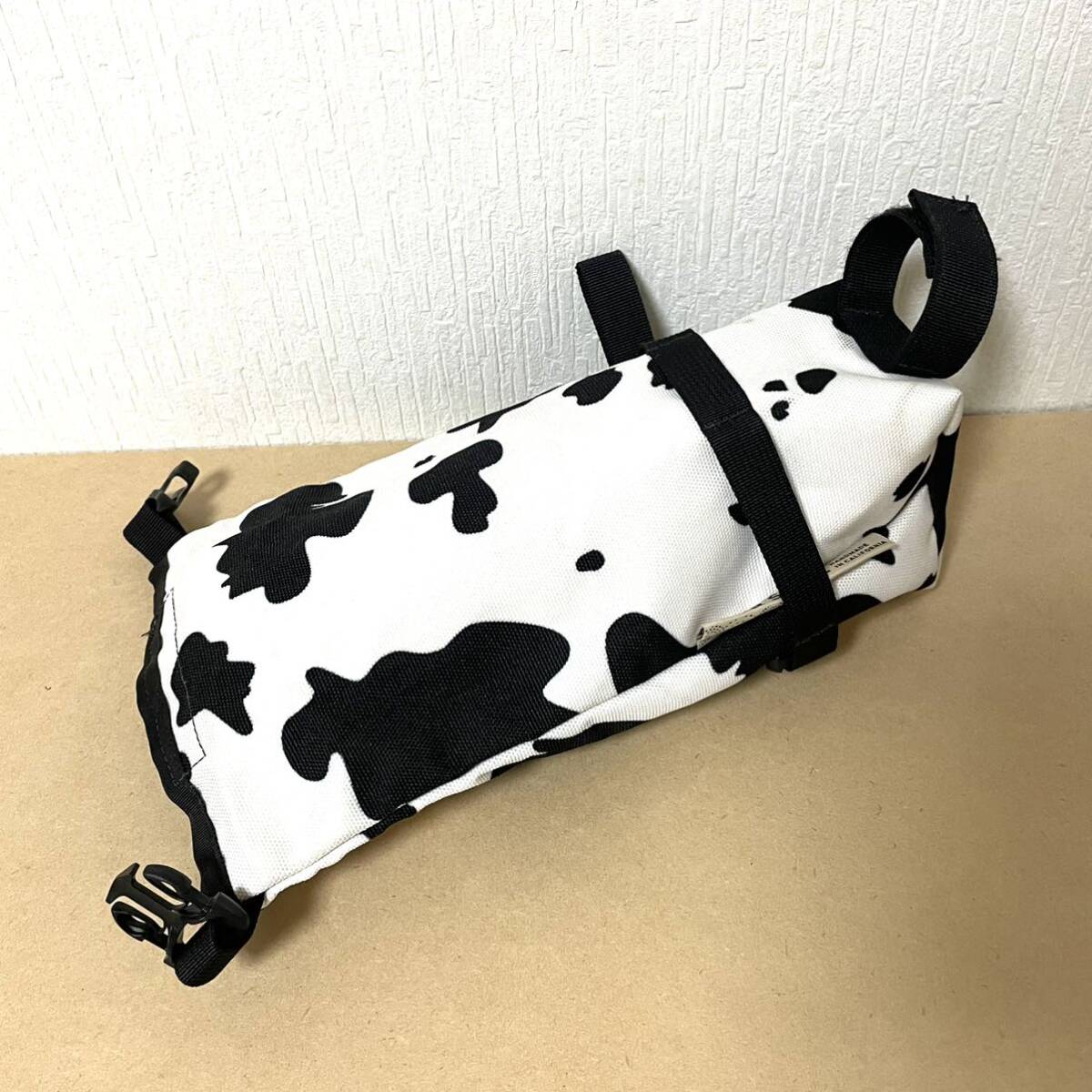 OUTER SHELL アウターシェル ロールトップ サドルバッグ COW / グラベルロード surly ブルーラグの画像4