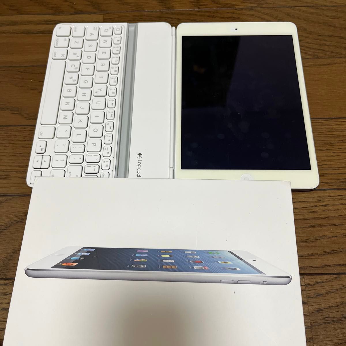 iPad mini Wi-Fi 64GB ホワイト MD533J/A