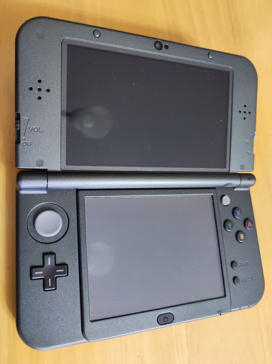 任天堂 Newニンテンドー3DS LL Nintendo メタリックブラック 動作確認済 美品_画像6