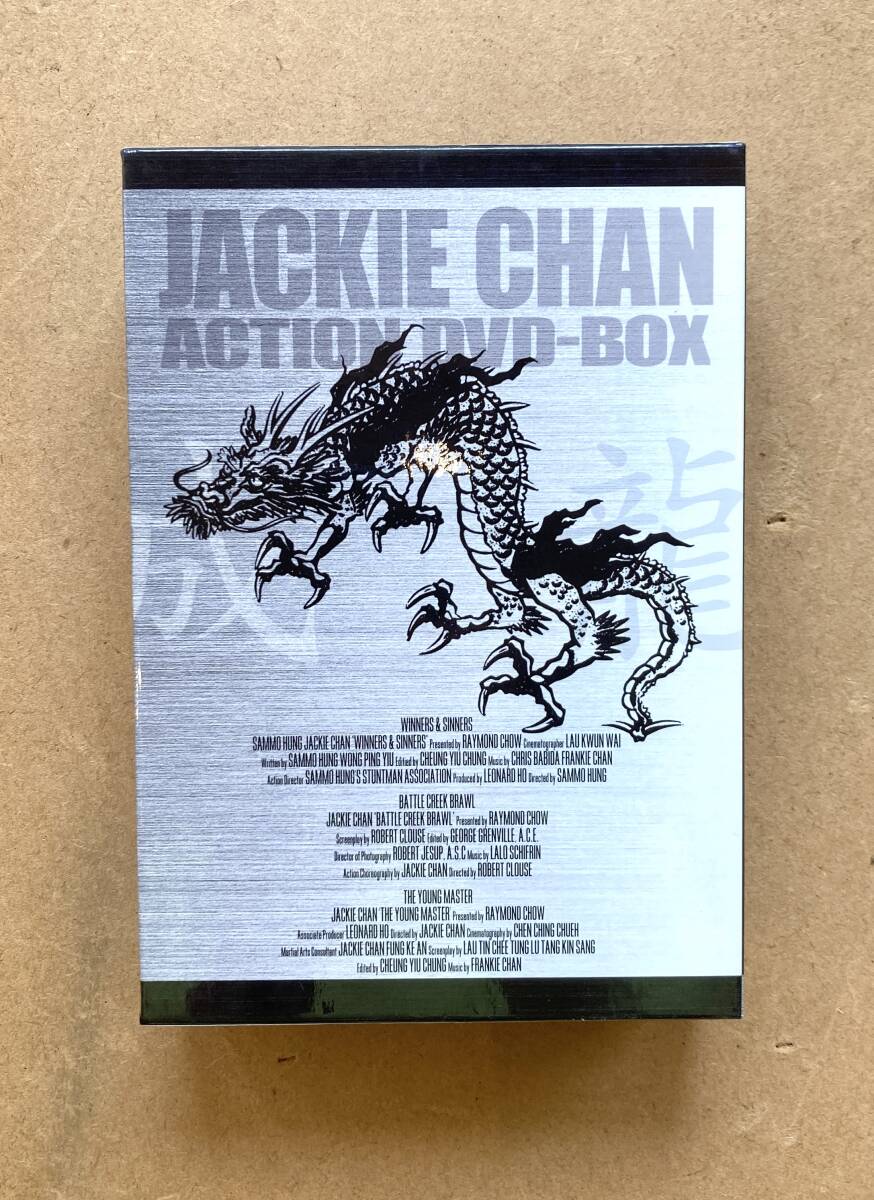 ■状態良好■Jackie Chan Action DVD Box [五福星] / [バトルクリーク・ブロー] / [ヤング・マスター 師弟出馬] 3タイトル入り_画像2