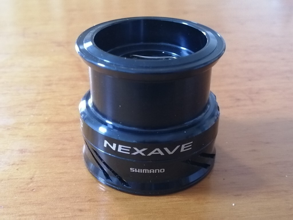 即決★シマノ 18 ネクサーブ 2500S SB47E 替えスプール NEXAVE スピニングリール 中古 釣り フィッシング　ルアー エギング シーバス_画像1