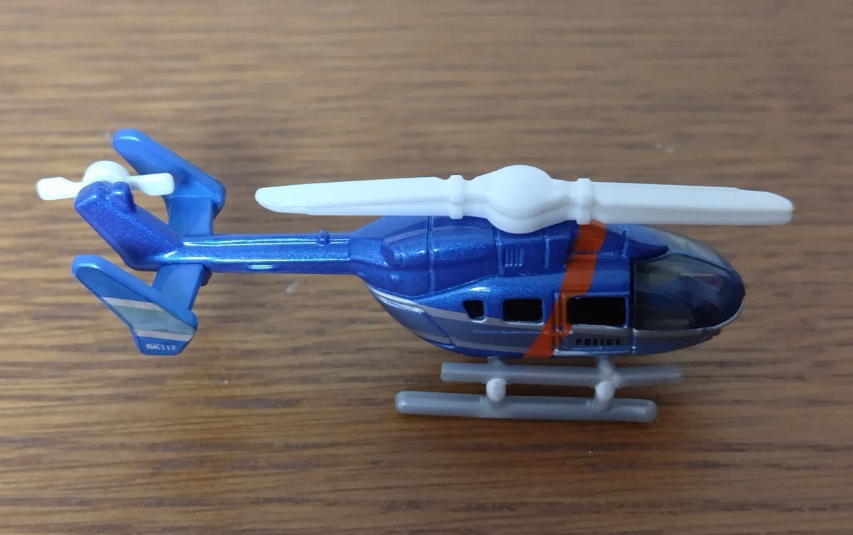  Tomica police helicopter 
