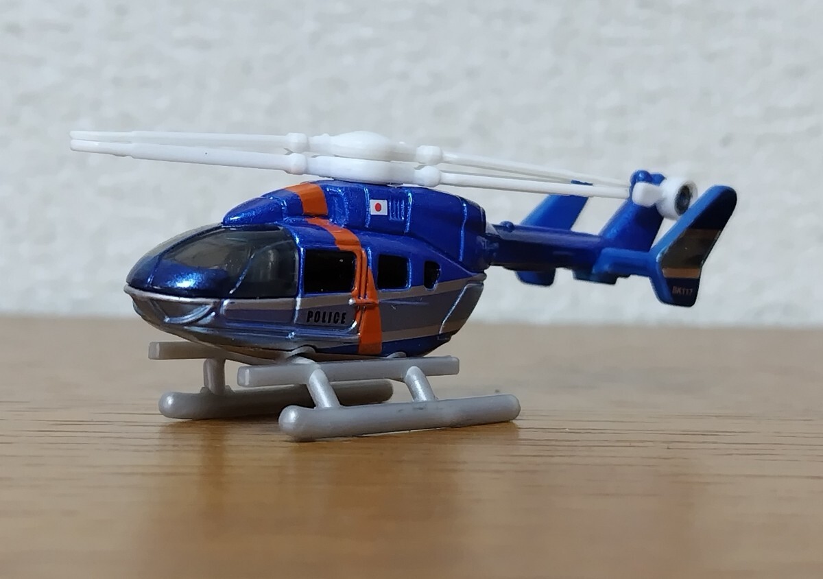  Tomica police helicopter 
