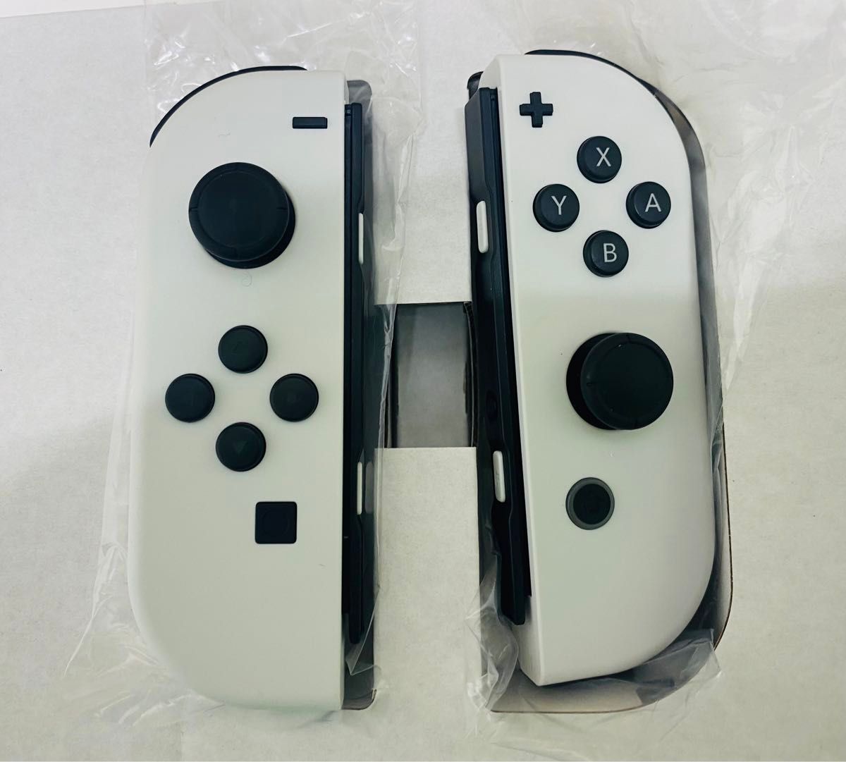 中古美品 ニンテンドースイッチ Nintendo Switch 有機ELモデル ホワイト 任天堂 メーカー保証半年残あり！