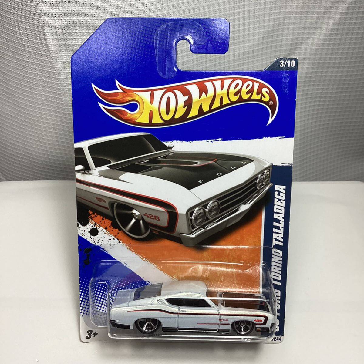 ☆ホットウィール☆ '69 フォード　トリノ　タラデーガ 白 Hot Wheels _画像2