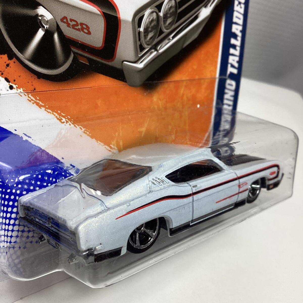 ☆ホットウィール☆ '69 フォード　トリノ　タラデーガ 白 Hot Wheels _画像4