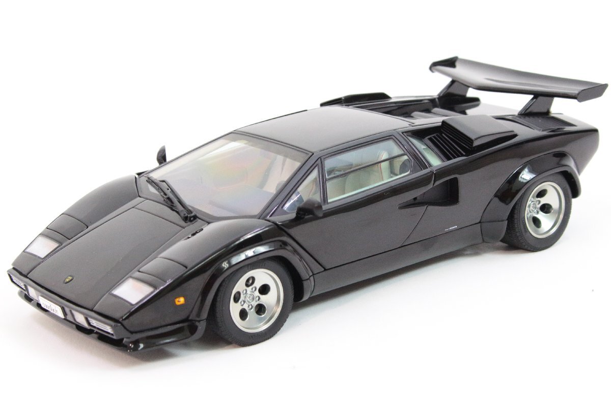 【美品】AUTOart ＊ 1/18 MILLENNIUM LAMBORGHINI COUNTACH 5000S/ランボルギーニカウンタック ブラック ダイキャスト ミニカー ＊ A-#6679の画像1