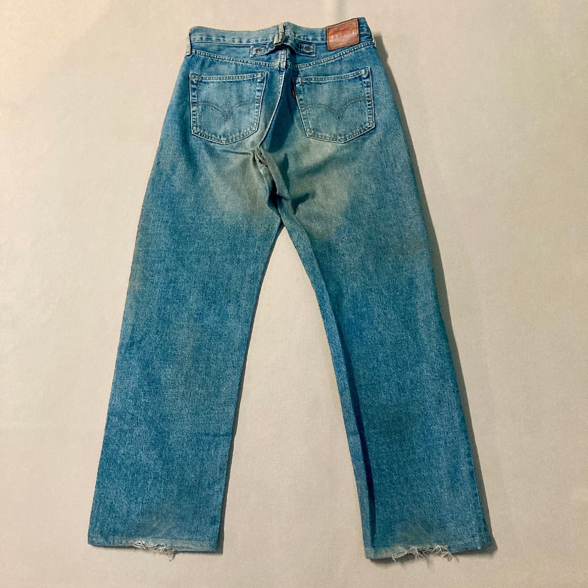 ★LEVIS 702XX W33L36 隠リベット 刻印J22 赤耳 メンズ リーバイスジーパン バックルバック ボタンフライ 日本製 デニムパンツ 0.75kg★_画像2