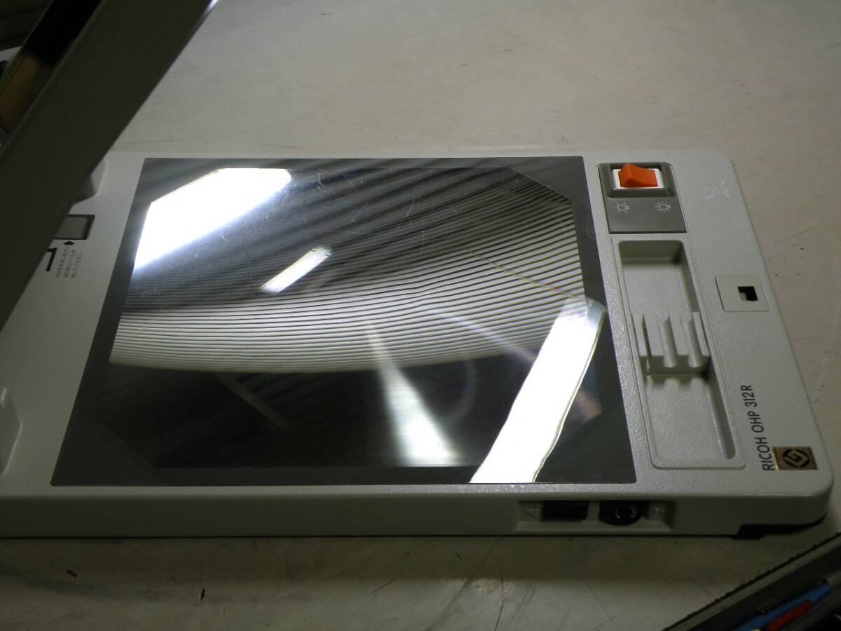 リコー RICOH OHP 312R 可搬ケース/予備ランプ付 な方/ 731(本体 リコー RICOH OHP 312R 可搬ケース/予備ランプ付 な方/ 731(本体
