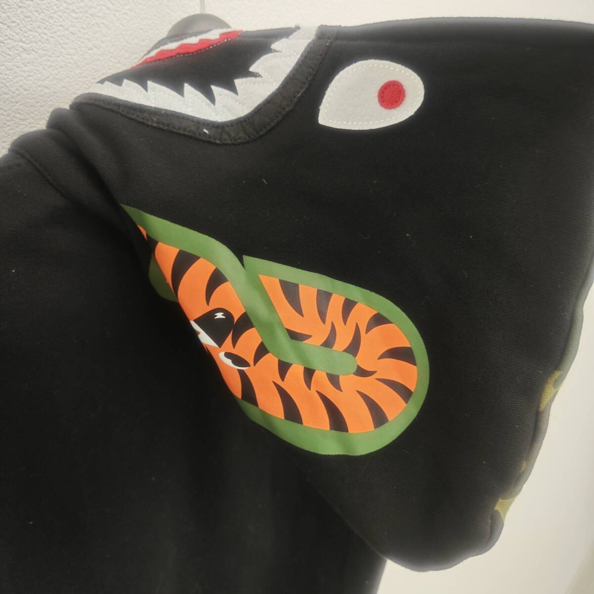 シャーク パーカー Mサイズ shark full zip hoodie a bathing ape BAPE エイプ ベイプ アベイシングエイプ black camoの画像4