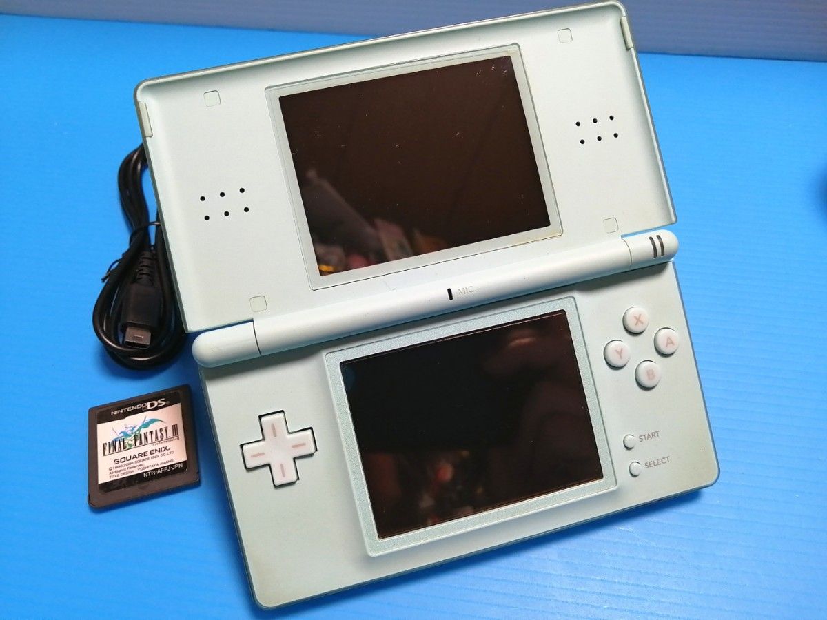 動作良好 ニンテンドーDSLite アイスブルー 本体 + USB充電ケーブル + ファイナルファンタジーⅢ