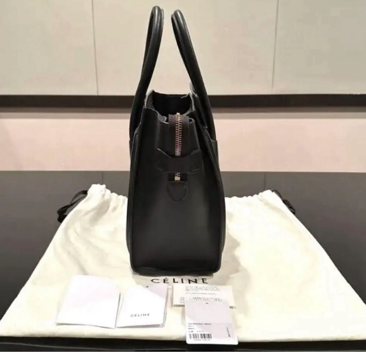 極美品 CELINE ラゲージ マイクロショッパー セリーヌ スムース 極美品 CELINE ラゲージ マイクロショッパー セリーヌ スムース