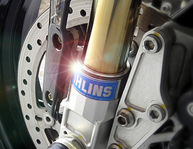 【2枚】【ブルー】純正 オーリンズ OHLINS リアサス用クリアステッカー リアショック /正規輸入品の画像2