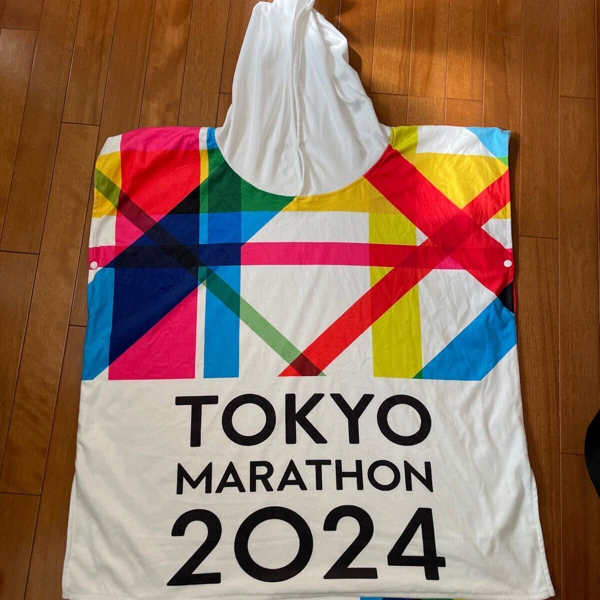 2024東京マラソン 完走ポンチョ&アルミシート_画像1